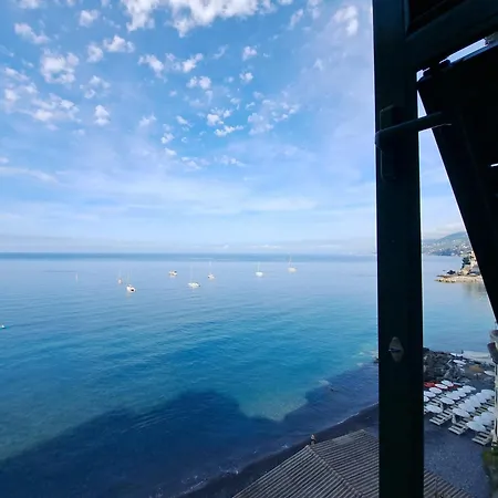 La Casa Di Flora Camogli